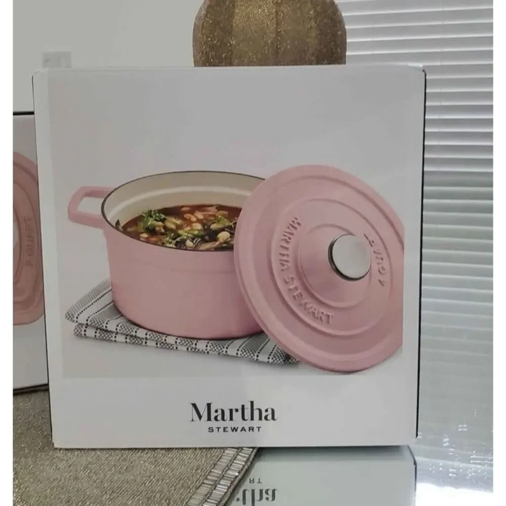 MARTHA STEWART COLLECTOR'S ENAMELED CAST IRON 4 QT ROUND COVERED DUTCH OVEN